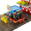 Hot Wheels Monster Truck Demolka na stacji Mattel HFB12 pokazy kaskaderskie